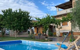 Apartments Leone